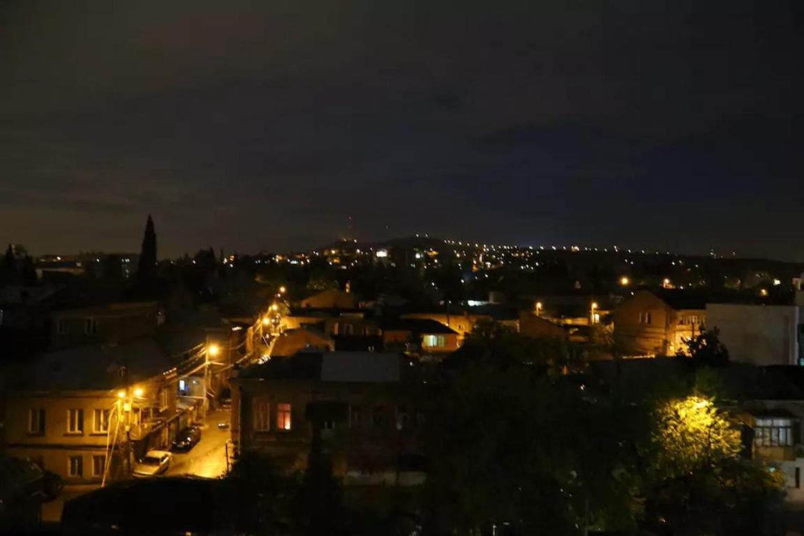 Your Home In Tbilisi: Cosy Stay In The Old City Ngoại thất bức ảnh